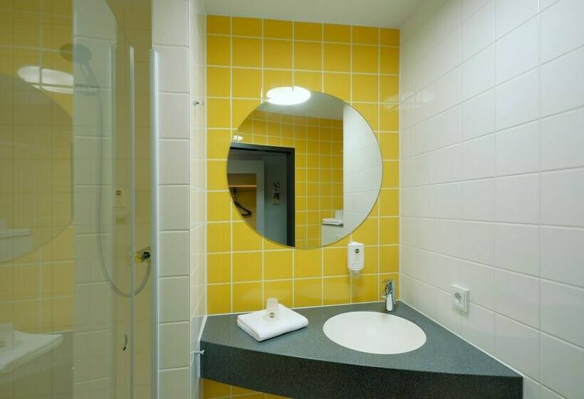 Номер Стандарт, B&b Hotel Nürnberg Hbf