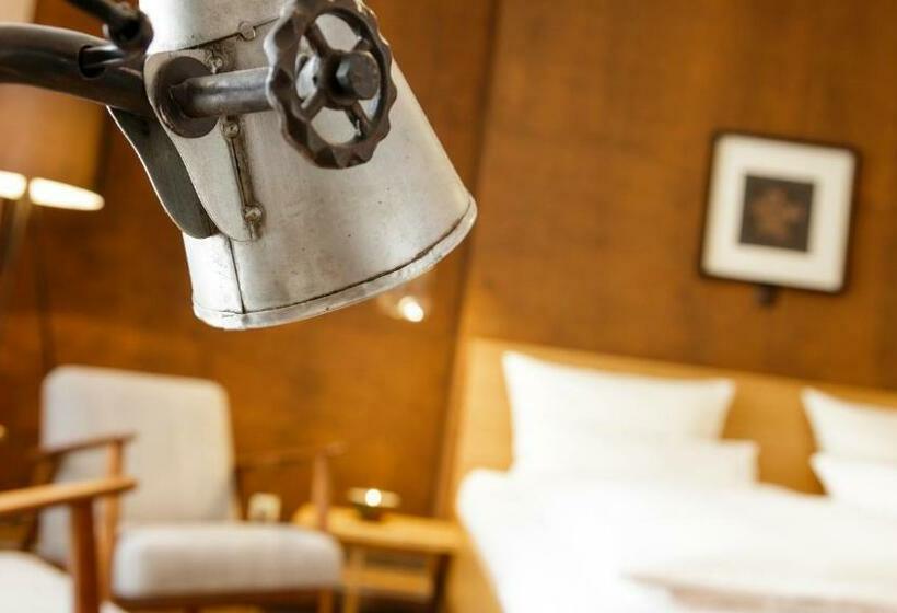 Номер Стандарт с Балконом, Weinhotel Fritz Walter