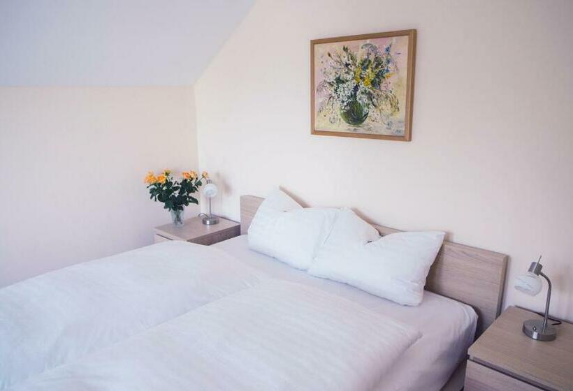 Люкс Классика, Pension Vesta