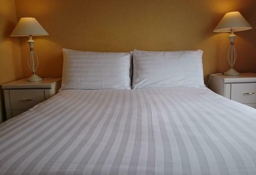 Номер Стандарт, The Belgrave Hotel Tenby