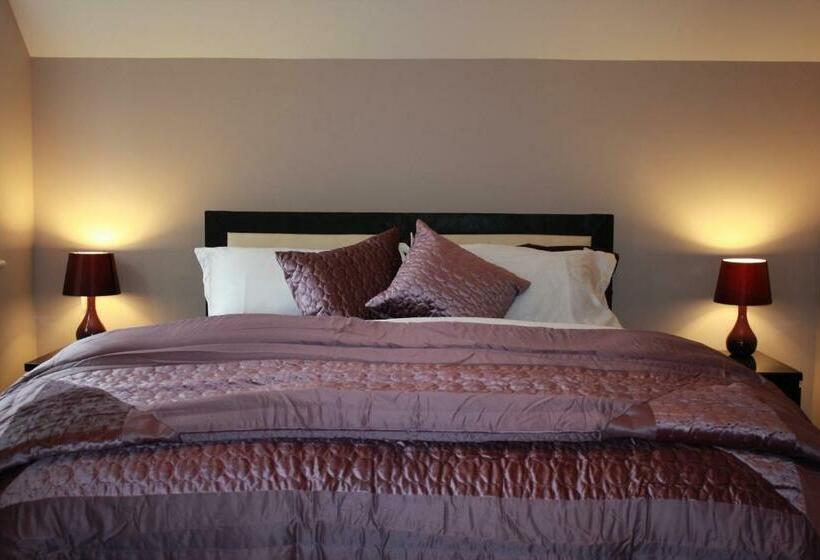 Семейный Номер, B&b Dorwyn Manor