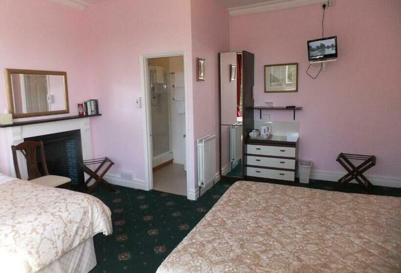 Семейный Номер, Elgin Villa