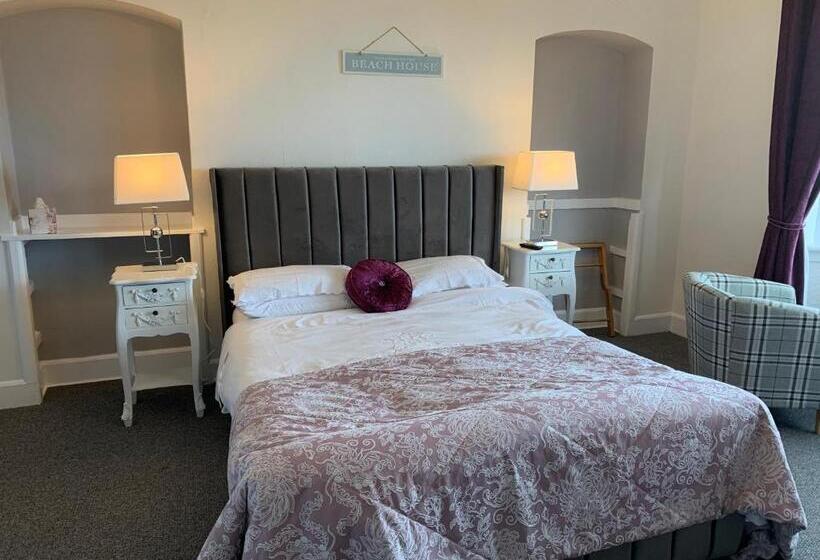 اتاق لوکس با چشم‌انداز دریا, Room Only At Wetherby Nairn