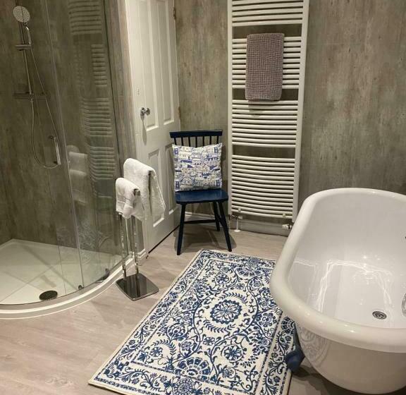 Номер Basic, Downsfield Bed And Breakfast