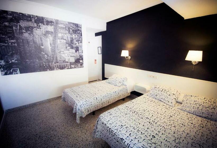 اتاق استاندارد یک نفره, Hostal On Dormire Valencia