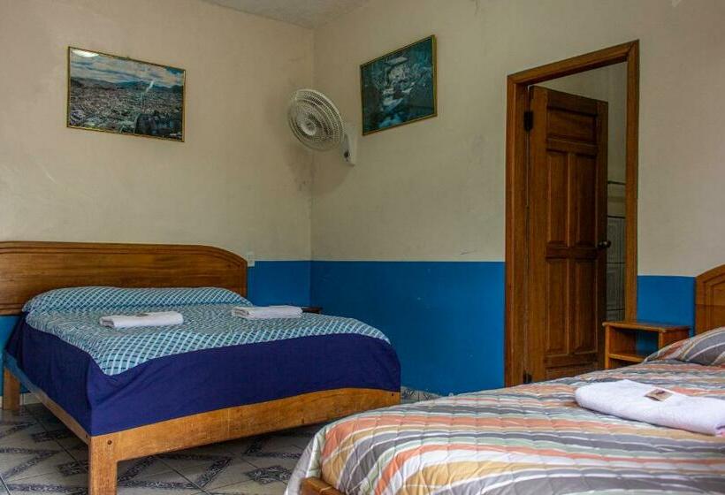 חדר סטנדרט, Hostal Limoncocha