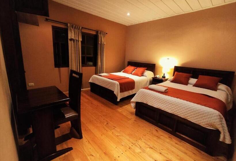 اتاق استاندارد چهار تخته, Calle Angosta