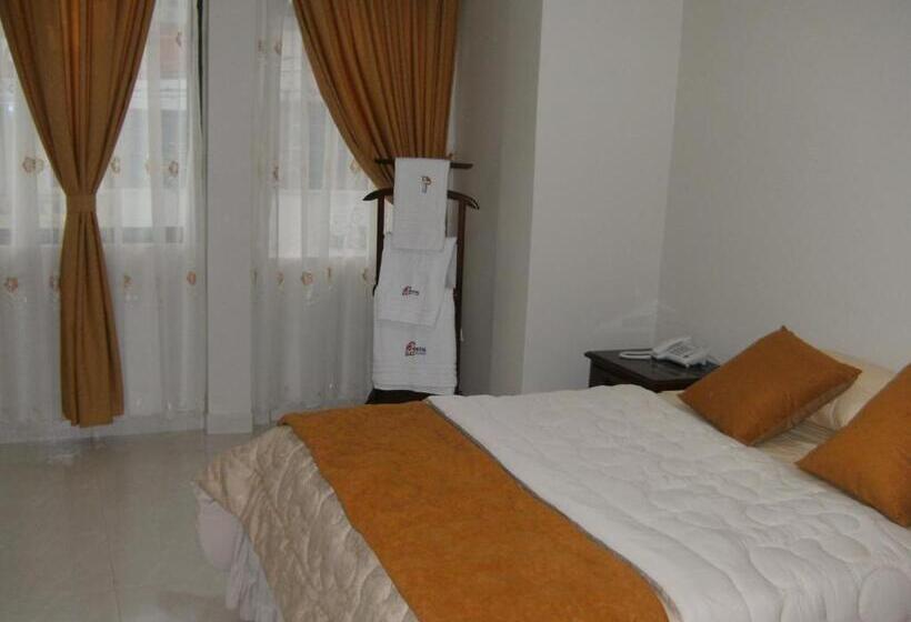 스위트, Hostal Fevilamir
