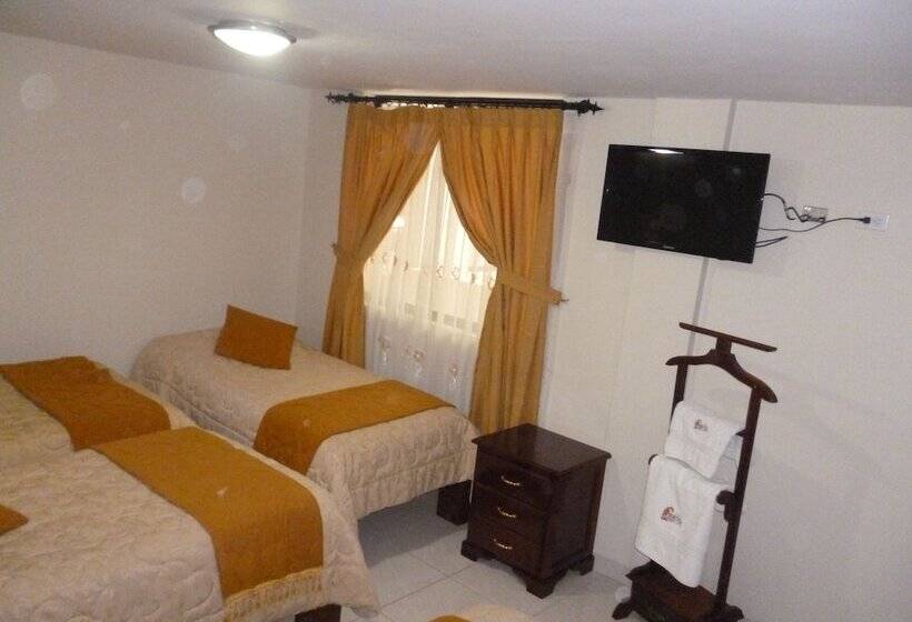 4인용 스탠다드 룸, Hostal Fevilamir