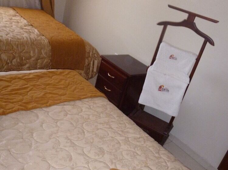 اتاق خانوادگی, Hostal Fevilamir