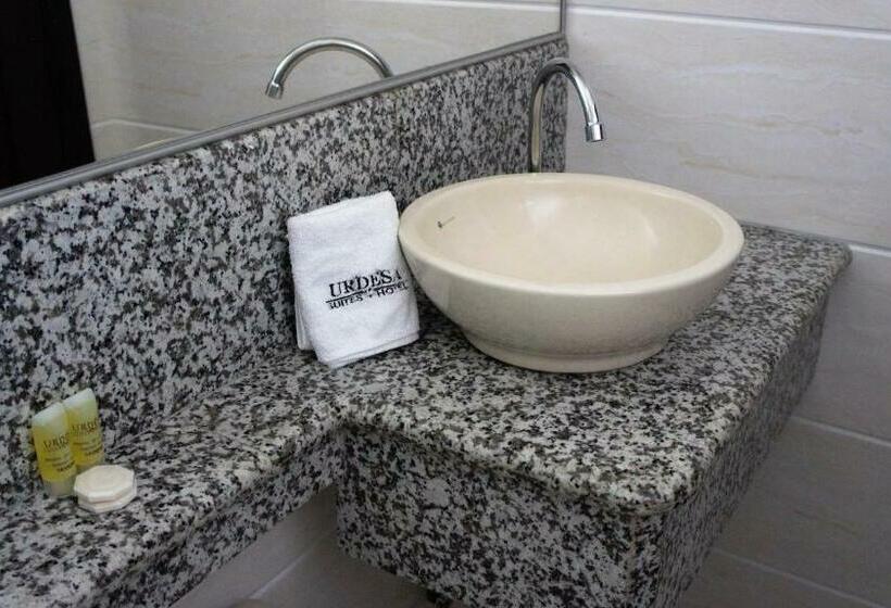 스위트, Urdesa Suites