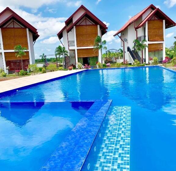 Семейный Номер, Avonil Resort Yala