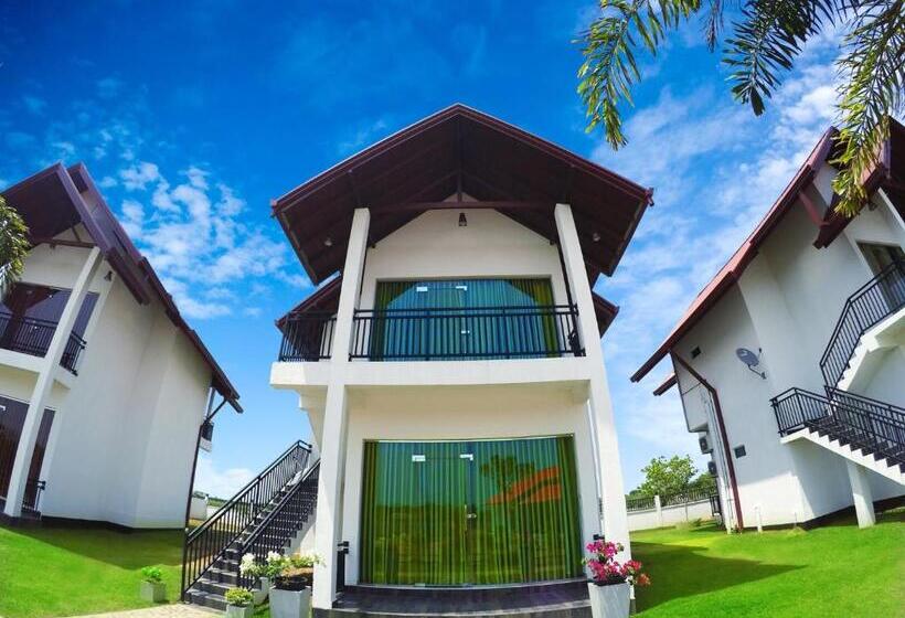 Номер Deluxe с Балконом, Avonil Resort Yala