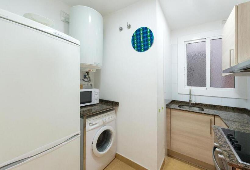 Apartamento 3 Dormitorios, Hostal Bestprice Barcelona Stadium