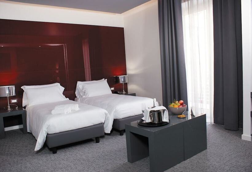 חדר סטנדרט, Leopardi