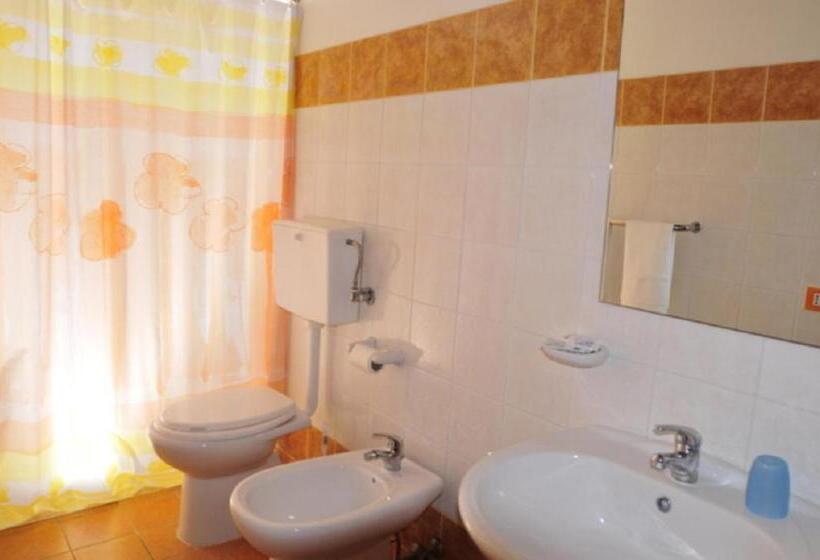 استودیوی استاندارد با چشم‌انداز دریا, Residence Solemare