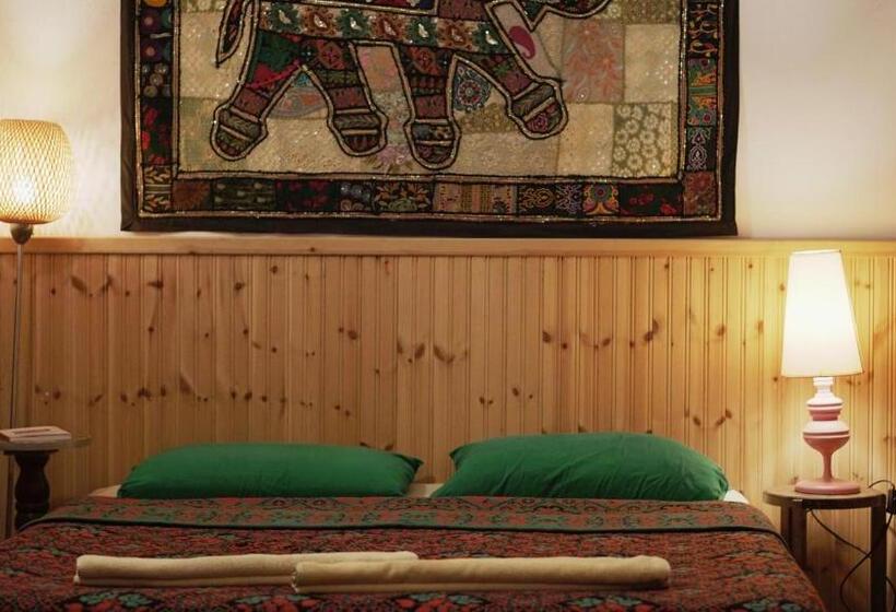 家庭间, Mi Casa Es Tu Casa   Shkodra Backpackers Hostel