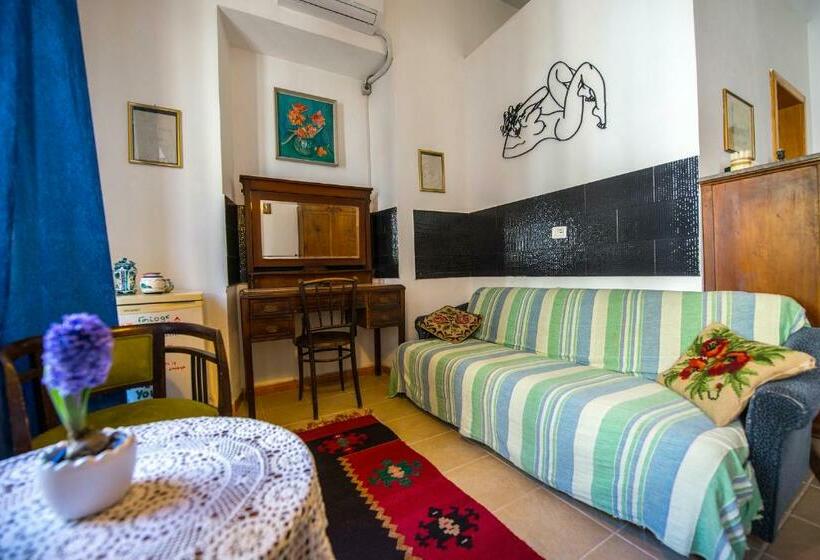 套房, Mi Casa Es Tu Casa   Shkodra Backpackers Hostel