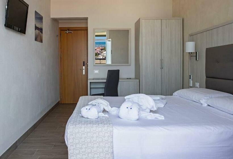 اتاق استاندارد با بالکن, Biagi & Residence