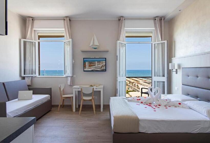 استودیو استاندارد با بالکن, Biagi & Residence