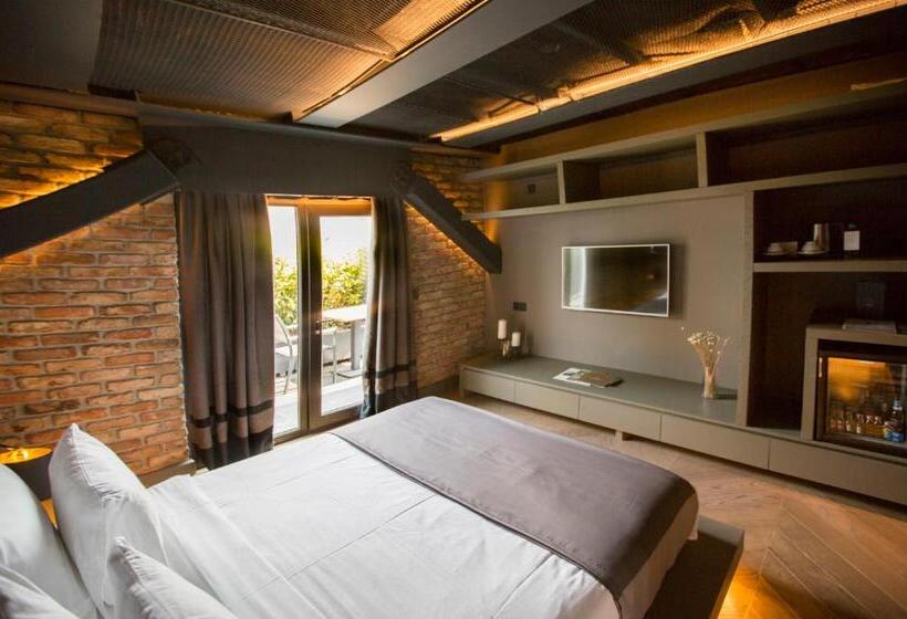 テラス付きデラックスルーム, Cityloft 81