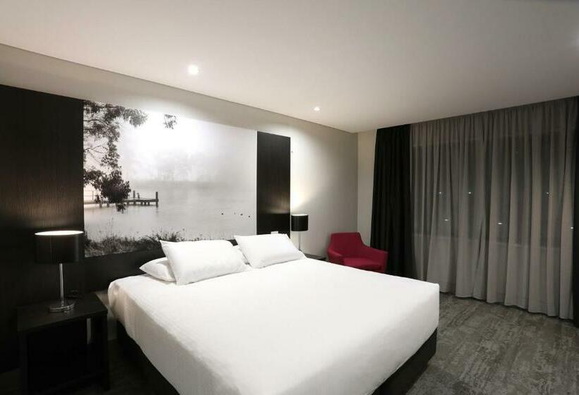 Стандартный Номер Кровать Кинг, Mercure Tamworth