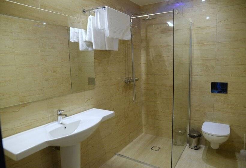اتاق استاندارد, Ramada By Wyndham Constanta