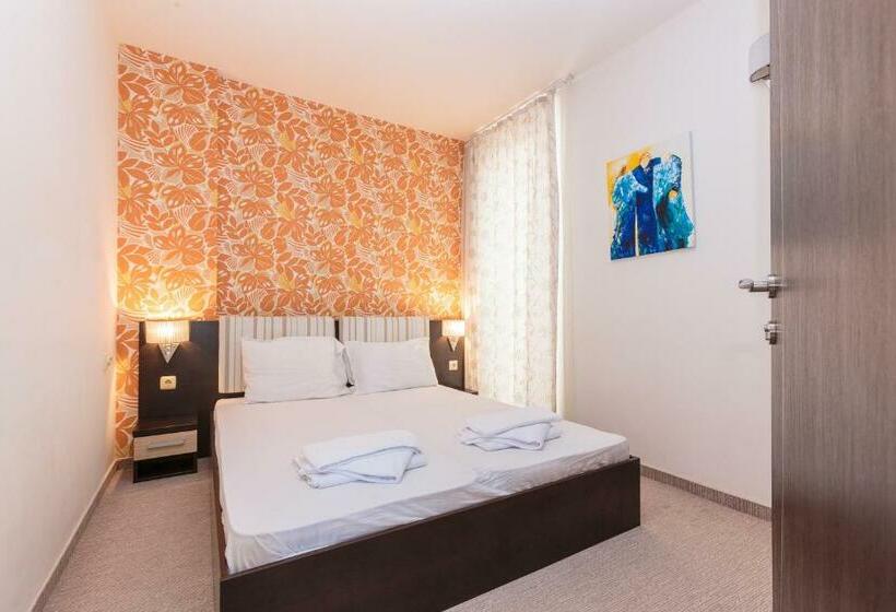 דירת שני חדרים עם מרפת, Apart Hotel Tarsis Club