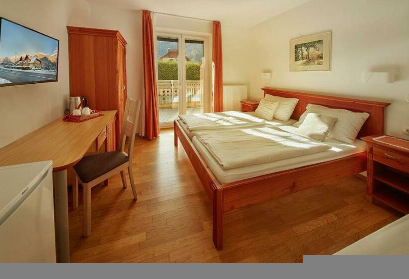 اتاق استاندارد سه نفره, Rute Hotel And Apartments