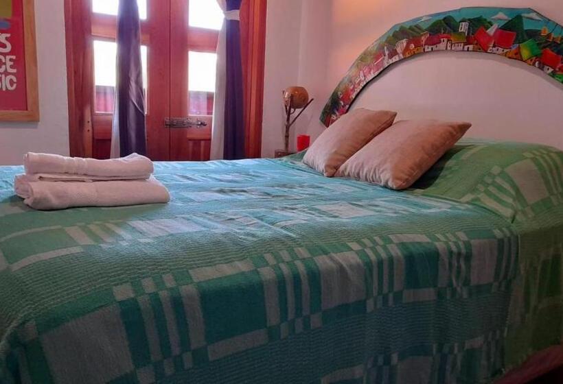 Номер Стандарт с Балконом, Hostal Santa Clara B&b
