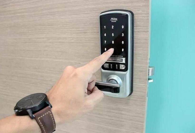 آپارتمان 1 خوابه, Puchong Skypod Residence @ Hostay