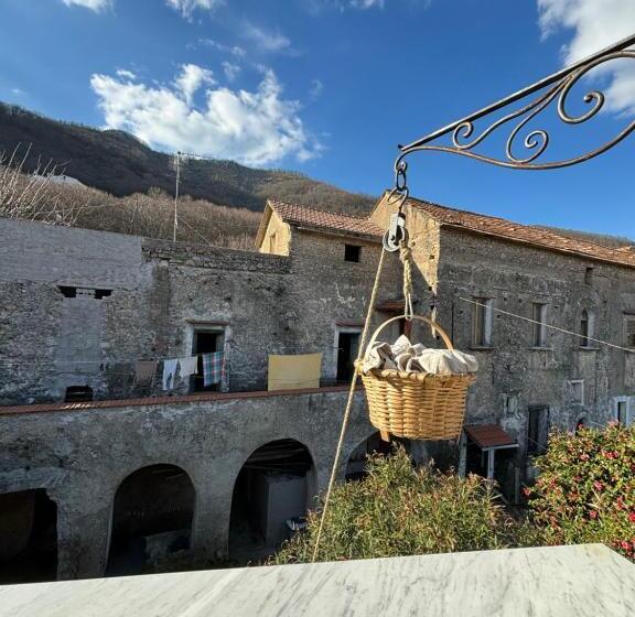 Номер Стандарт с Балконом, Lucy S Guest House Amalfi Coast