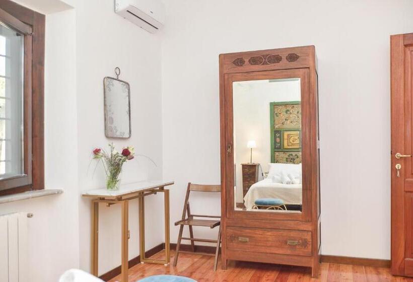 Номер Стандарт, Casale Del Passatore Sas