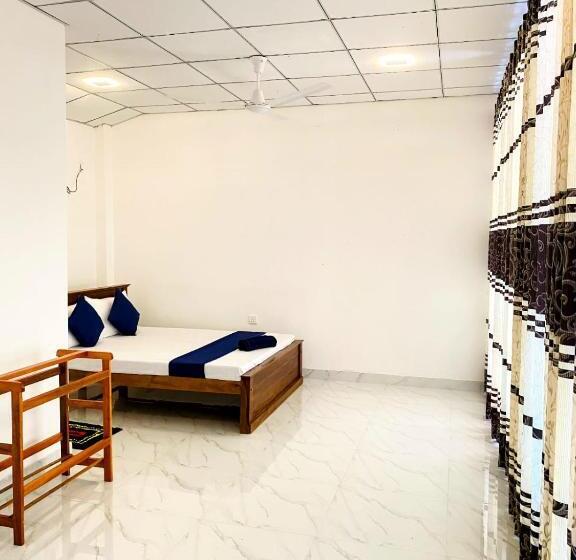 Номер Deluxe, Royal Homes And Wellness Center