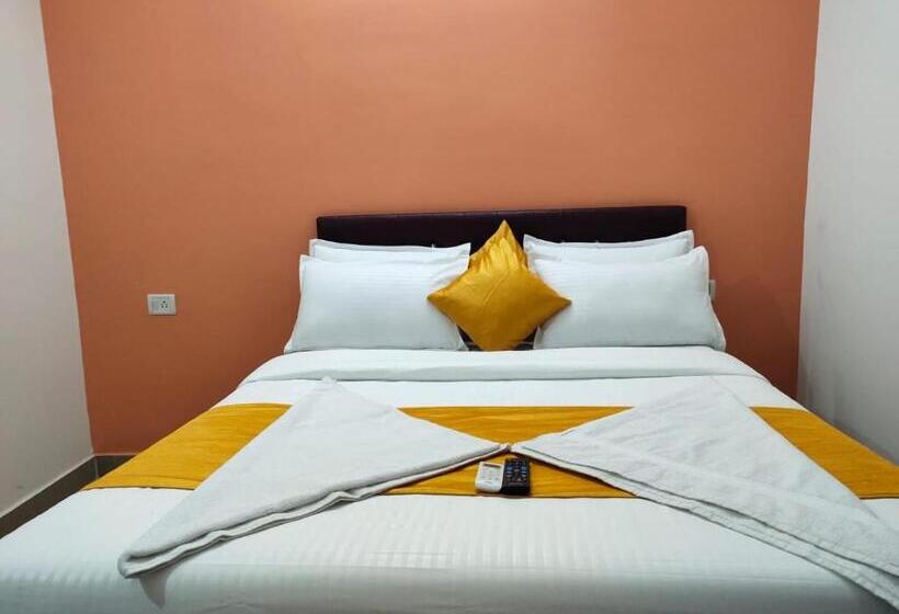 家庭间, Jo Guest House.