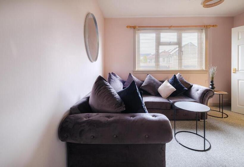 Дом 1 Спальня, Banchory House   Sja Stays   2 Bed House