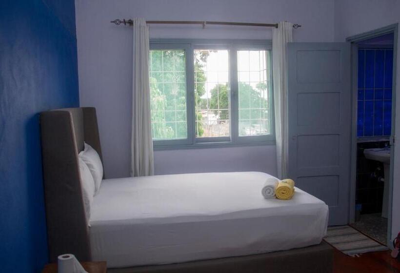 غرفة قياسية, Platina House