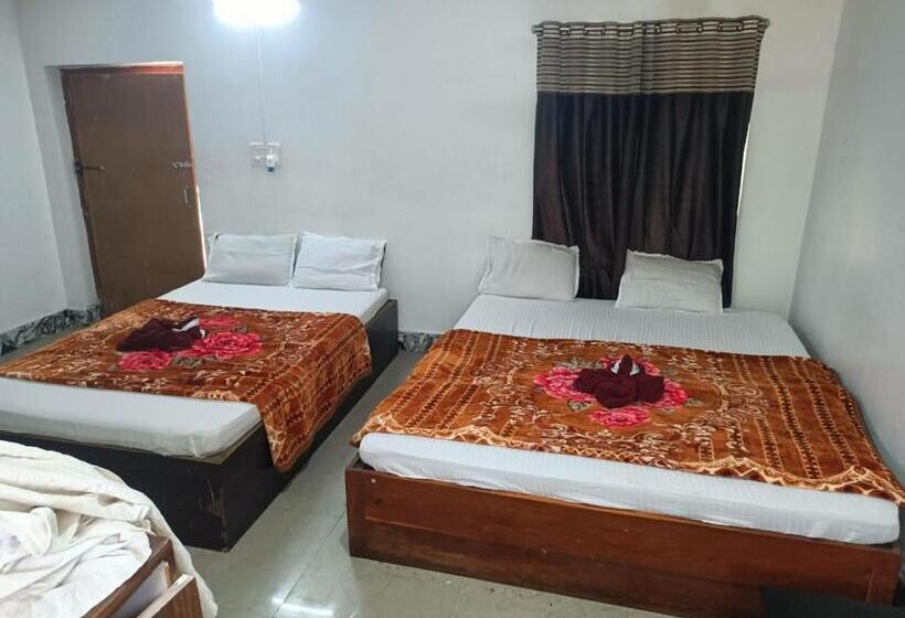 四人豪华间, Lucky Beach Resorts , Balasore