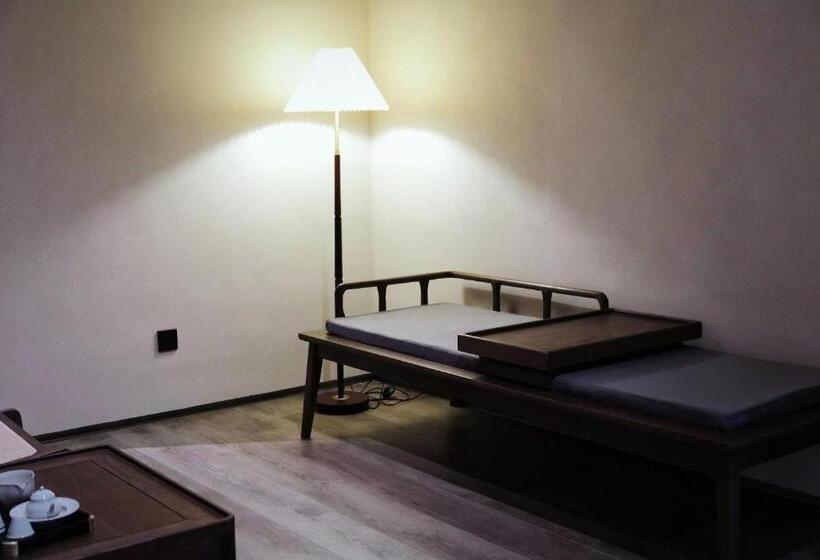 Büyük Çift Kişilik Yataklı Standart Oda, Glaze Garden