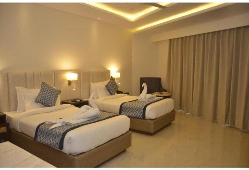 اتاق خانوادگی, Mj Aero Suites, Joly Grant
