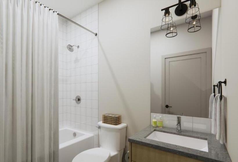 ２ベッドルームのスーペリアアパートメント, Basecamp Suites Revelstoke