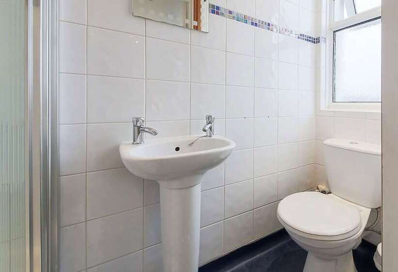 Семейный Номер, Town Lodge