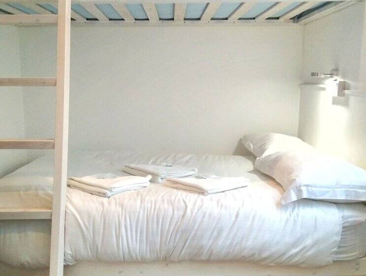 Номер Стандарт Трехместный, Town Lodge
