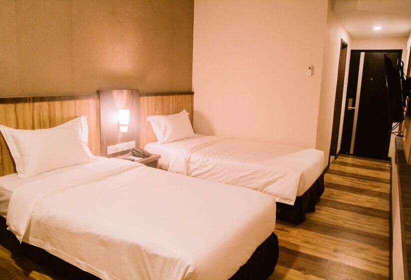 Номер Superior, The Golden Bay Hotel Batam