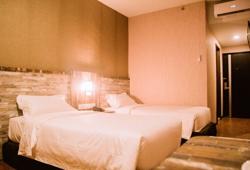 Номер Superior, The Golden Bay Hotel Batam