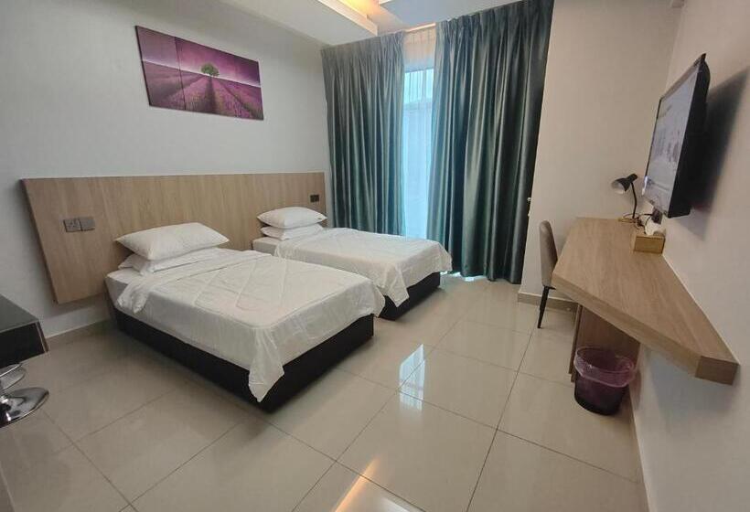 Номер Deluxe, Hanan Studio Apartment With Pool, Wifi & Netflix