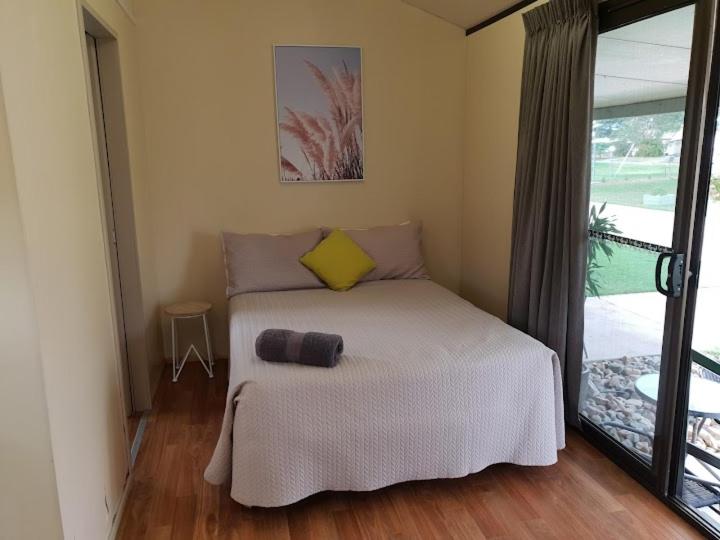스탠다드 룸, Carmila Caravan Park & Cabins