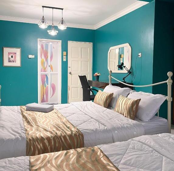 Дом 4 Спальни, Venice Raudhah Guest House