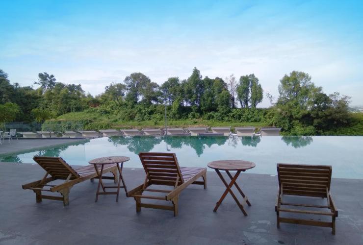 Апартаменты 3 Спальни, Home Away From Home In Taiping   Newly Upgraded!