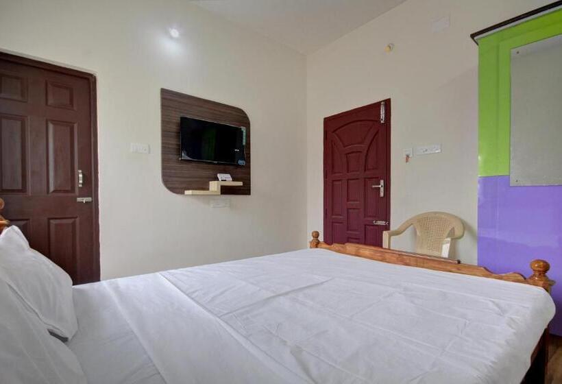 Трехместный Номер Классика, Oyo 46100 Sri Angalaparameshwari Cottage